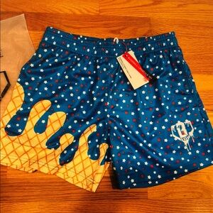 Blue Star & Waffle Print Men’s Swim Shorts